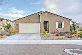 New-build Glendale Home w/ Hot Tub + Putting Green