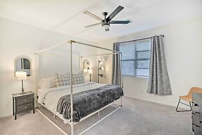 New-build Glendale Home w/ Hot Tub + Putting Green