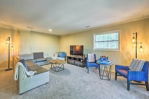 Family-friendly Hot Springs Hideaway w/ Yard!