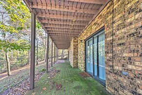 Family-friendly Hot Springs Hideaway w/ Yard!