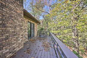 Family-friendly Hot Springs Hideaway w/ Yard!