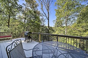 Brevard Retreat ~ 3 Mi to Downtown!