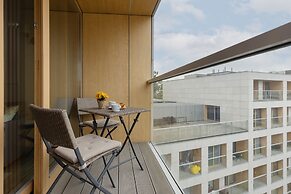 Apartment Kolejowa & Parking by Renters