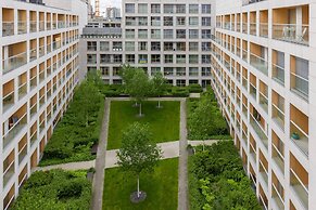 Apartment Kolejowa & Parking by Renters