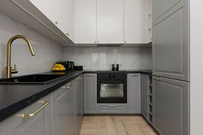 Apartment Kolejowa & Parking by Renters
