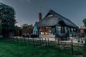 The Lakeside Viewing Gallery - From 900 Per Night