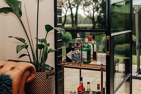 The Lakeside Viewing Gallery - From 900 Per Night