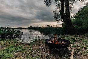 The Lakeside Viewing Gallery - From 900 Per Night