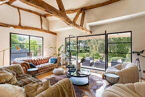 The Lakeside Viewing Gallery - From 900 Per Night