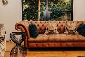 The Lakeside Viewing Gallery - From 900 Per Night