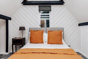 The Lakeside Viewing Gallery - From 900 Per Night