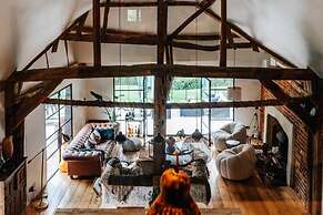 The Lakeside Viewing Gallery - From 900 Per Night