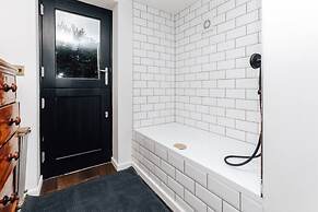 The Lakeside Viewing Gallery - From 900 Per Night