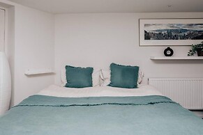 The Lakeside Viewing Gallery - From 900 Per Night