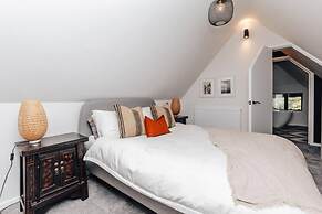 The Lakeside Viewing Gallery - From 900 Per Night