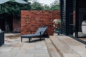 The Lakeside Viewing Gallery - From 900 Per Night