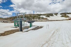Brian Head Vacation Rental w/ On-site Ski Lift!