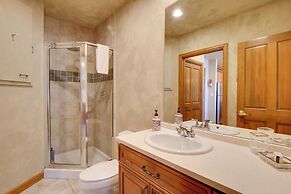 Cozy Avon Condo Near Beaver Creek Resort!