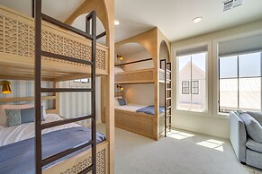 Charming Carlton Landing Home: Walk to Lake!