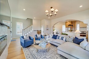 Charming Carlton Landing Home: Walk to Lake!