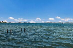 Palmetto Home w/ Manatee River Access!