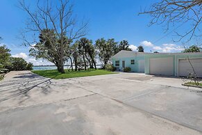 Palmetto Home w/ Manatee River Access!