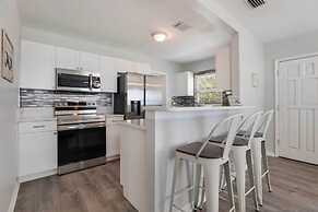 Palmetto Home w/ Manatee River Access!