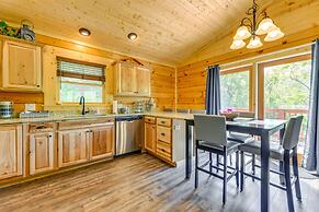 Maggie Valley Cabin 4 Mi to Cataloochee Ski Area!