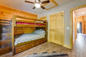 Maggie Valley Cabin 4 Mi to Cataloochee Ski Area!