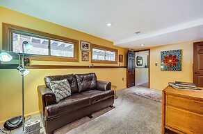 Peaceful Mountain Retreat w/ View, Near Boulder!