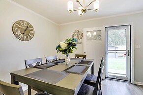 North Charleston Vacation Rental Near Cooper River