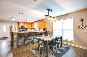 Point Blank Vacation Rental w/ Large Patio!