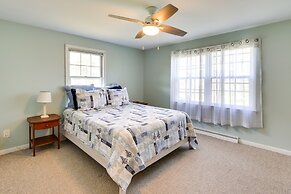 Charming Niantic Vacation Rental: Walk to Beach!