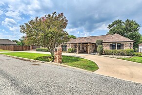 Luxury Granbury Home w/ Private Boat Dock!
