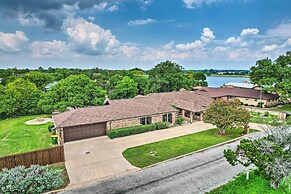 Luxury Granbury Home w/ Private Boat Dock!