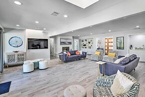 Luxury Granbury Home w/ Private Boat Dock!