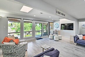 Luxury Granbury Home w/ Private Boat Dock!