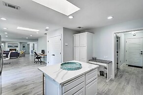 Luxury Granbury Home w/ Private Boat Dock!