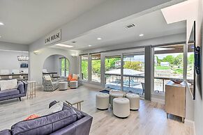 Luxury Granbury Home w/ Private Boat Dock!