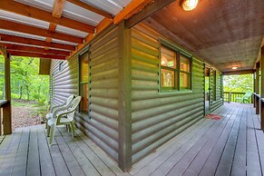 Secluded Cabin w/ Hot Tub Near Table Rock Lake!