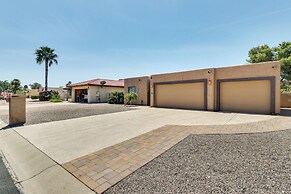 5 Mi to Ocotillo Golf Course: Chic Sun Lakes Home!