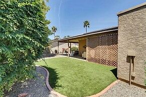 5 Mi to Ocotillo Golf Course: Chic Sun Lakes Home!