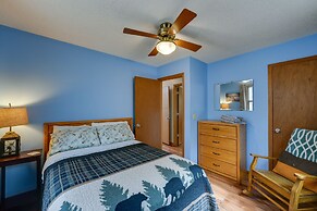 Mountain-view Robbinsville Cabin w/ Hot Tub!