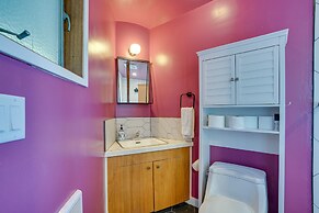 Colorful Lake Chelan Home w/ Saltwater Pool!