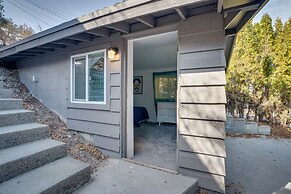 Colorful Lake Chelan Home w/ Saltwater Pool!