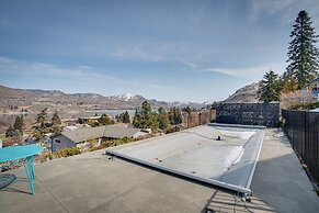 Colorful Lake Chelan Home w/ Saltwater Pool!