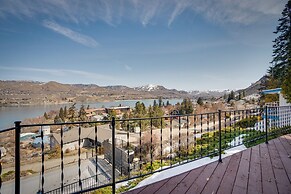 Colorful Lake Chelan Home w/ Saltwater Pool!