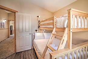 Family-friendly Oregon Vacation Home w/ Yard