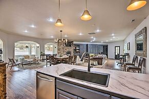 Beautiful Ranch Home w/ Cascade Mountain View