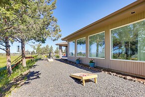 Beautiful Ranch Home w/ Cascade Mountain View